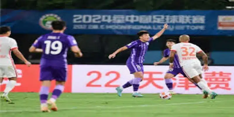 冬窗策略与俱乐部智慧 — 爱游戏体育深度分析- 爱游戏体育