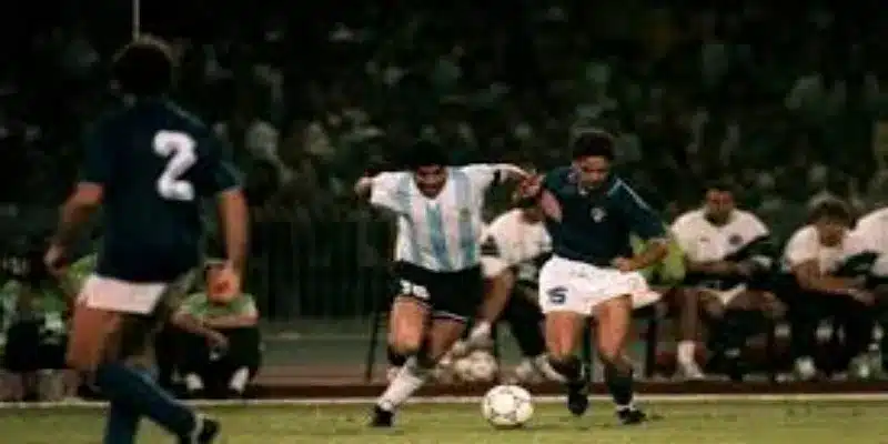 场外影响力与精神导师-爱游戏体育