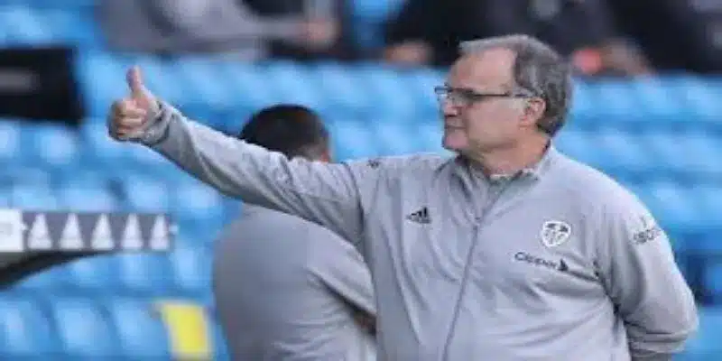 “疯子教练”的利与弊：爱游戏体育多维评估贝尔萨入主影响-爱游戏体育