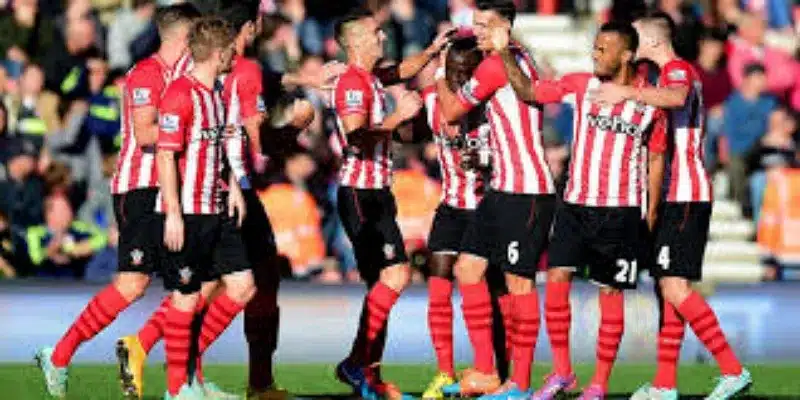 联赛形势与未来展望-爱游戏体育