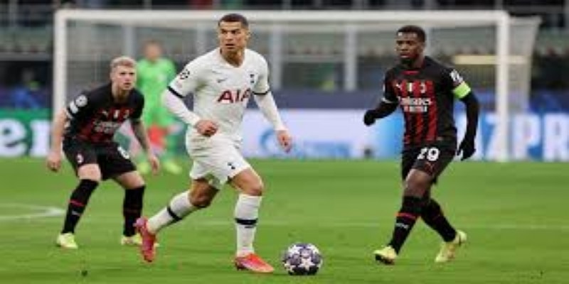 9号球衣的压力与拜仁进攻体系的挑战- 爱游戏体育